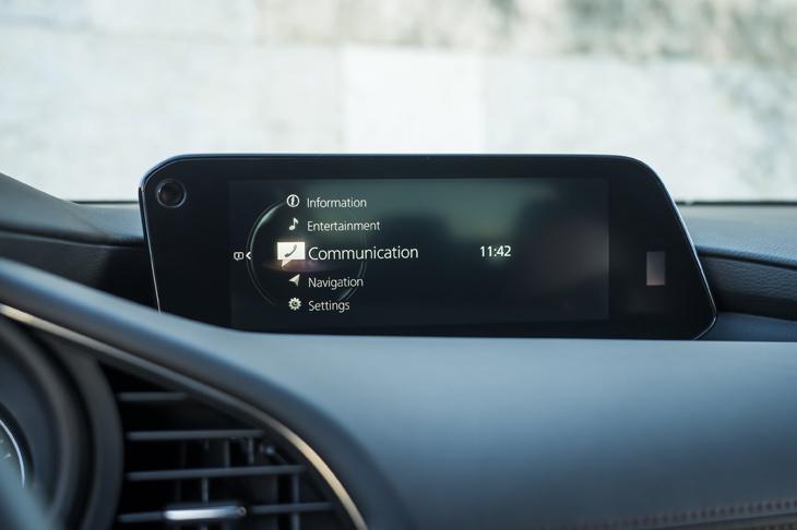 Mazda 3 Wide-screen Europa 2022 kort
