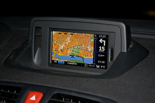 Renault Carminat 2023 (11.05) Europa Kort